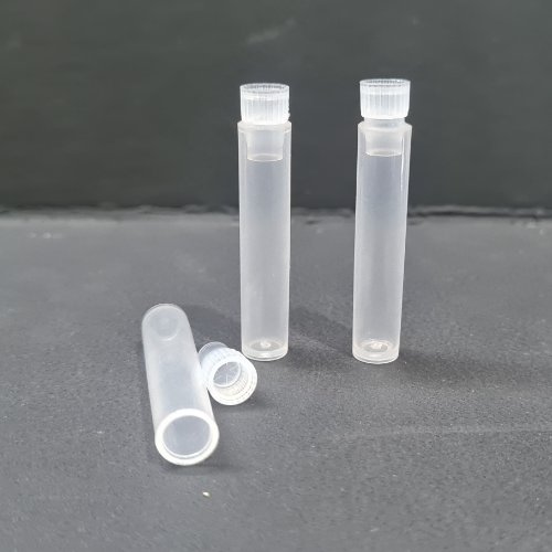 PP Shell vial with PE Plug